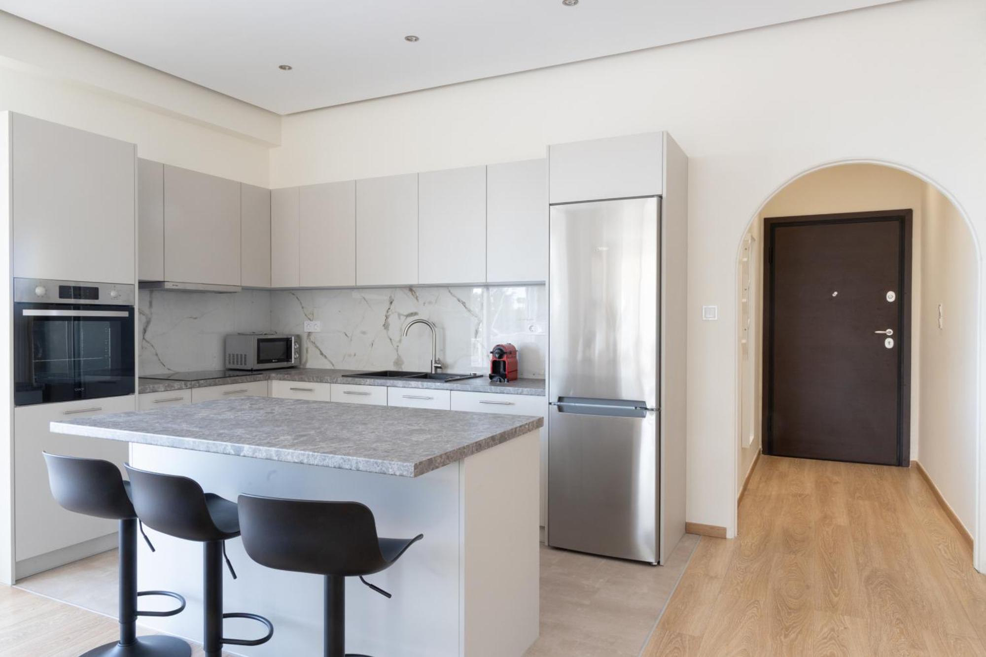 Luxurious 3-Bedroom Seaside Retreat Fully Renovated In 2025 Atina Dış mekan fotoğraf