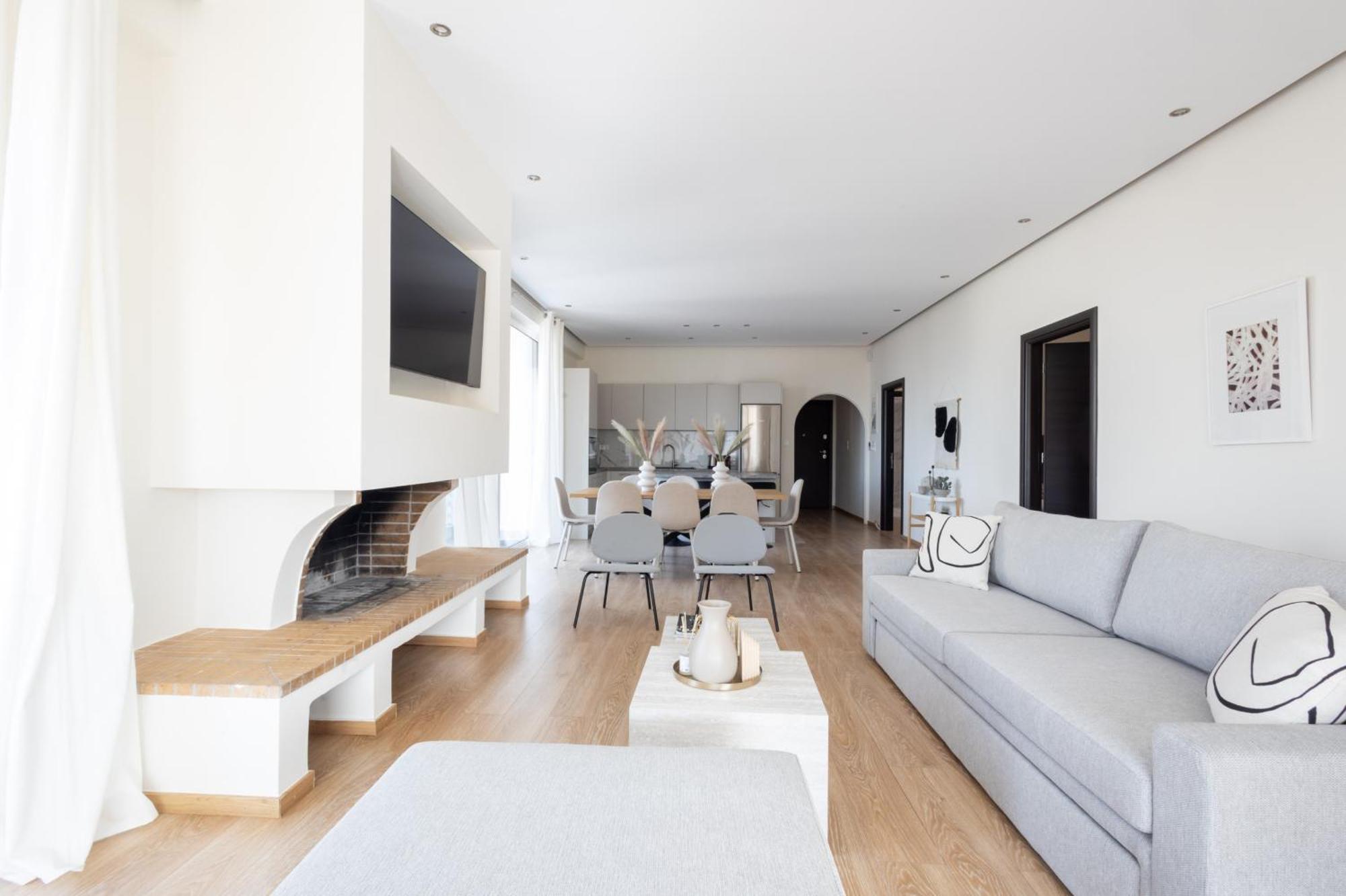 Luxurious 3-Bedroom Seaside Retreat Fully Renovated In 2025 Atina Dış mekan fotoğraf