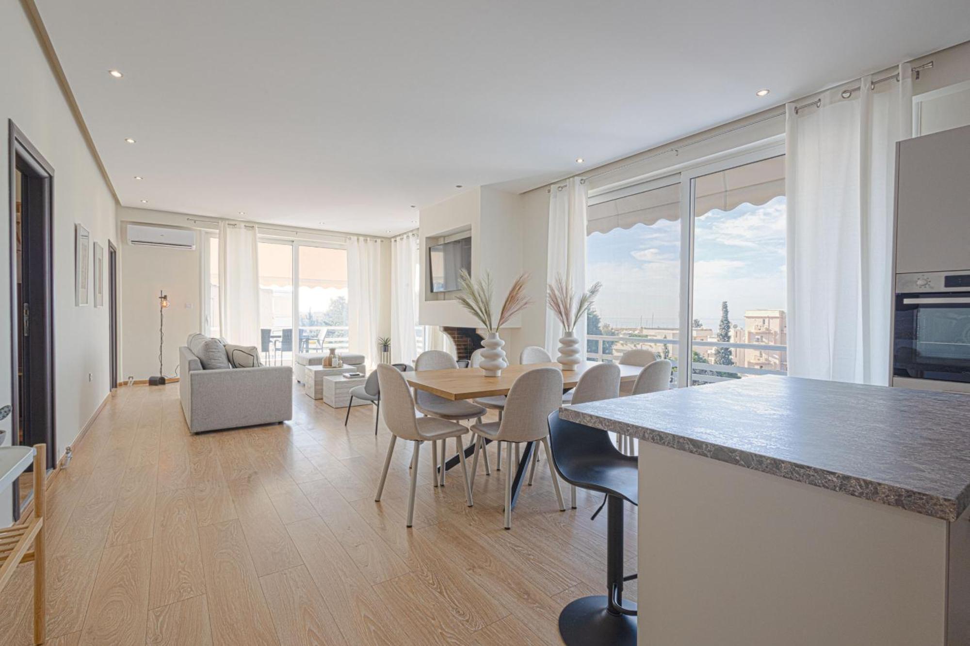Luxurious 3-Bedroom Seaside Retreat Fully Renovated In 2025 Atina Dış mekan fotoğraf